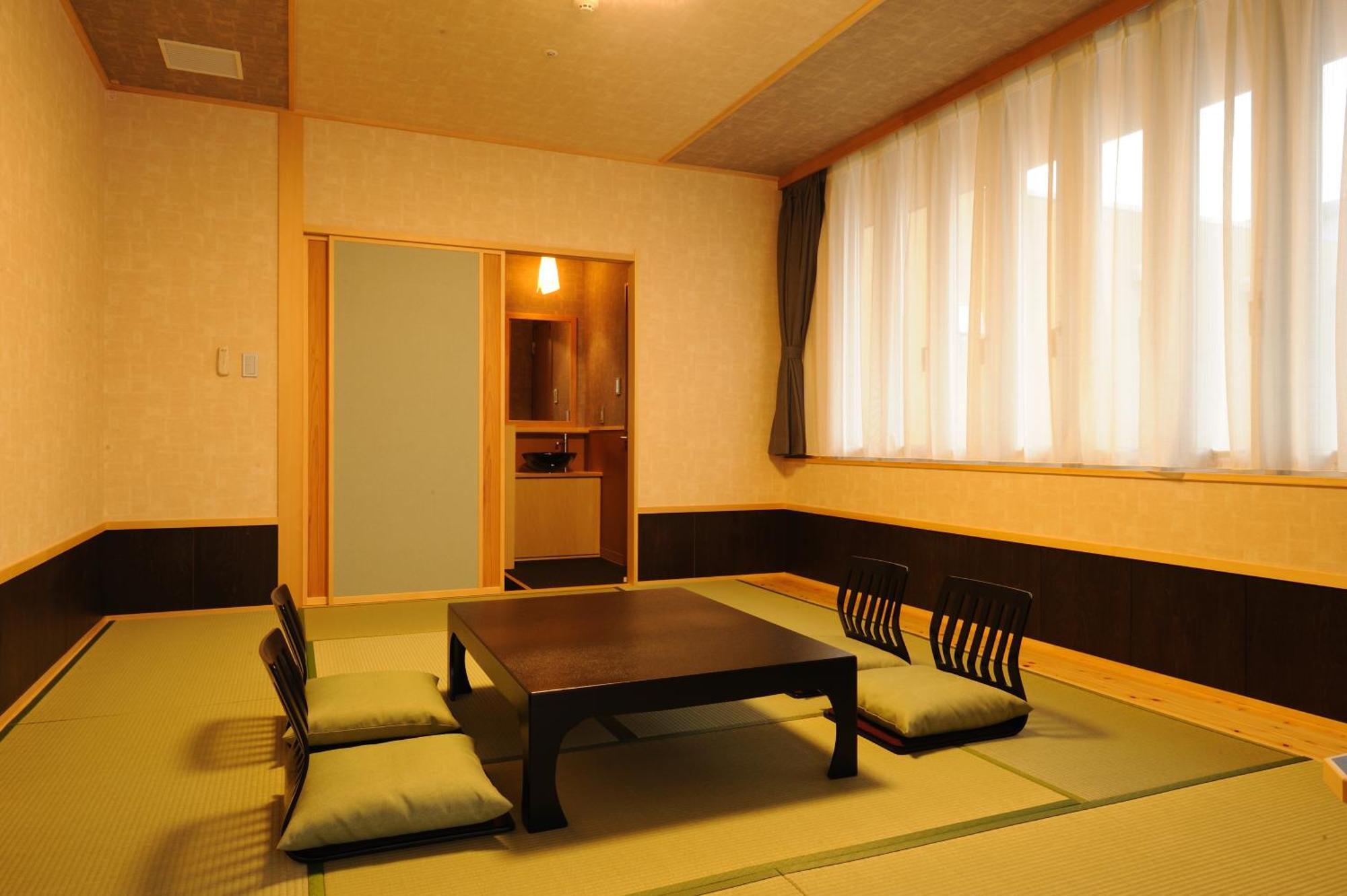Ooedo Onsen Monogatari Urayasu Mangekyo Hotel Buitenkant foto